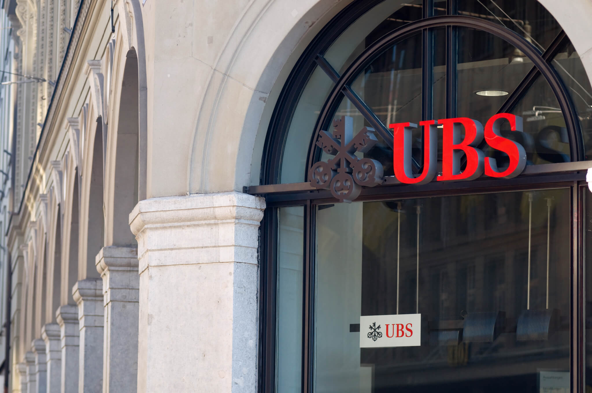 Ubs: utile batte attese nel quarto trimestre, buyback per 3 mld$